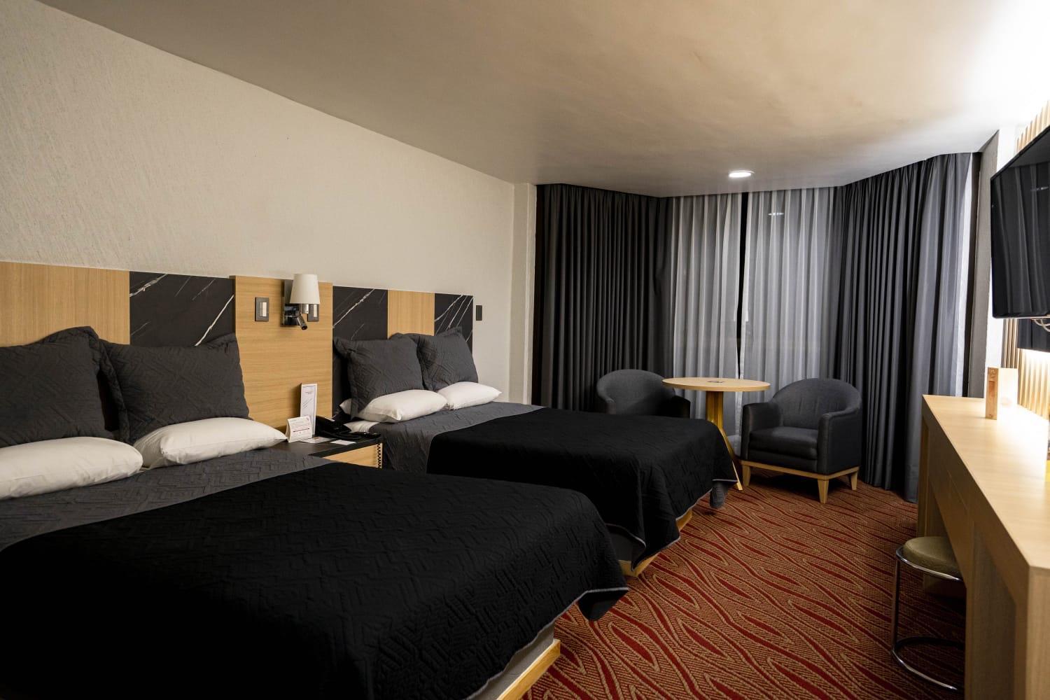 Hotel Real Plaza San Luis Potosí Exteriör bild